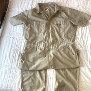 Dickies short sleeve XL tan coveralls
